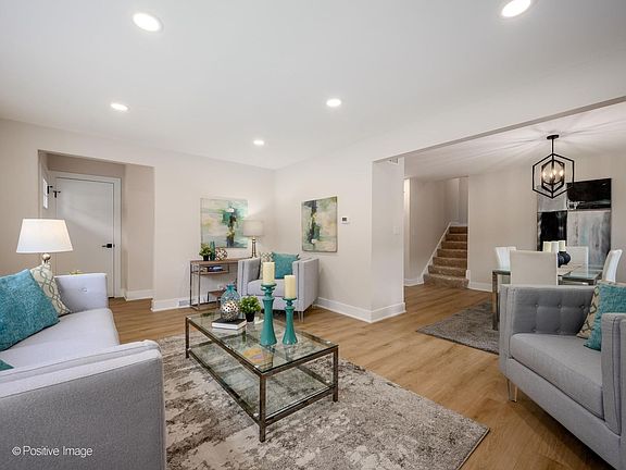 4th image of 4051 W 80th Pl