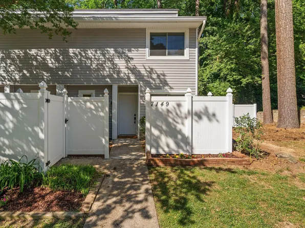 7149 Sandy Creek Dr, Raleigh, NC 27615