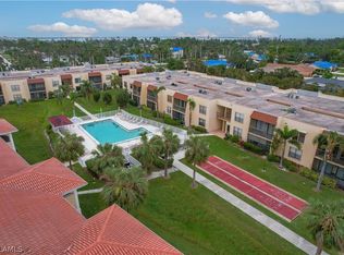 12501 McGregor Blvd APT 9, Fort Myers, FL 33919