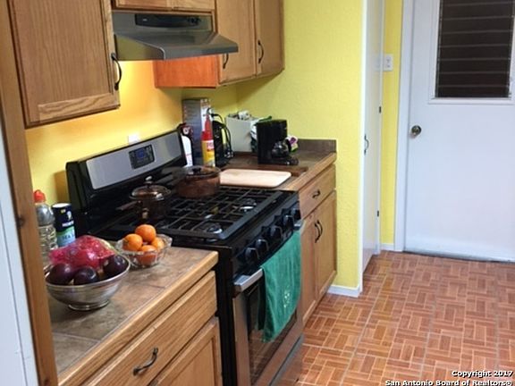 5th image of 6302 Amberwood Dr