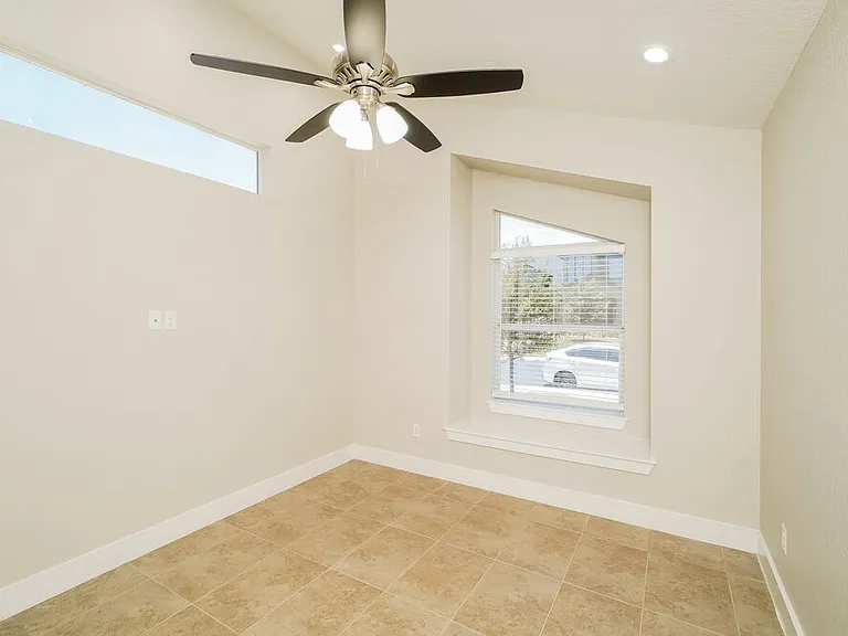 3906 Bogie Way — Photo 15