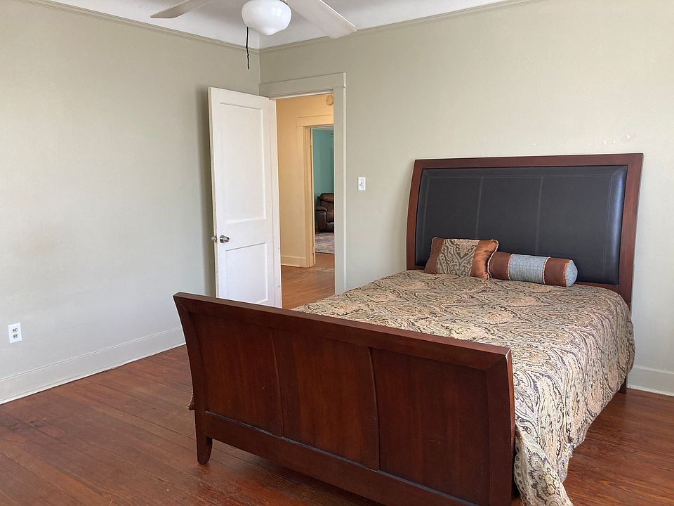 Bedroom #1