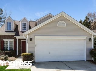 4339 Bubbling Brook Ct, Charlotte, NC 28278