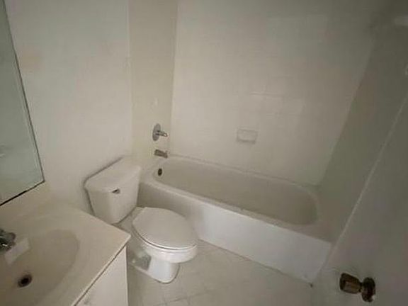 3rd image of 3397 NE 9th Dr