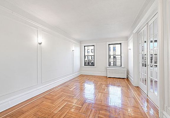 3rd image of 500 Fort Washington Ave APT A42