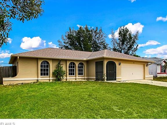 3rd image of 3011 SW 15th Ave