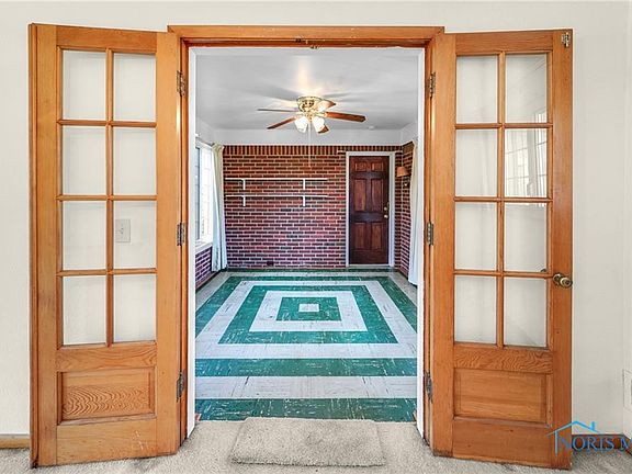 5th image of 3230 Muirfield Ave