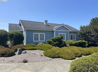 1312 Village Loop, Bandon, OR 97411