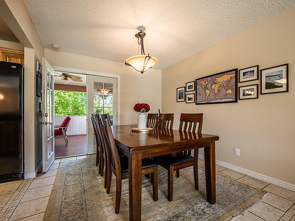 4th image of 6610 Montarbor Dr