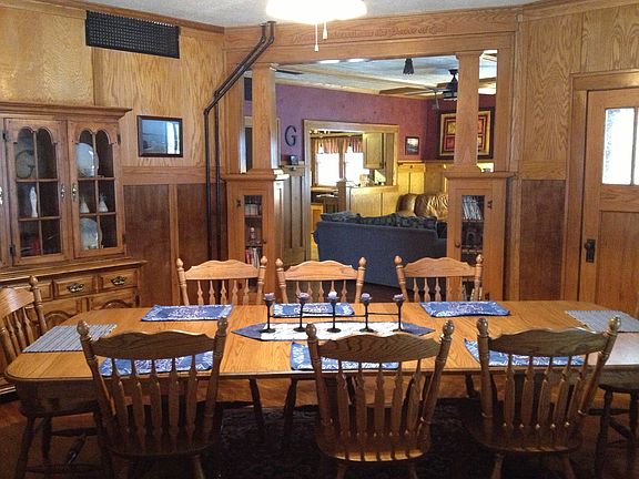 Dining Room (Front Room)