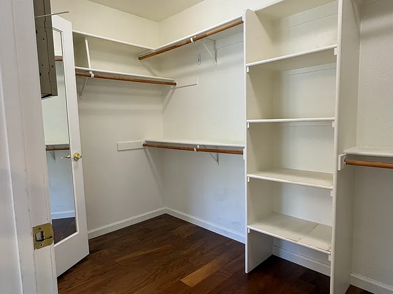937 Mouton Cir — Photo 23