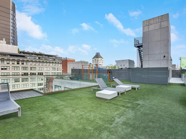 98 Front Street image 13 of 29