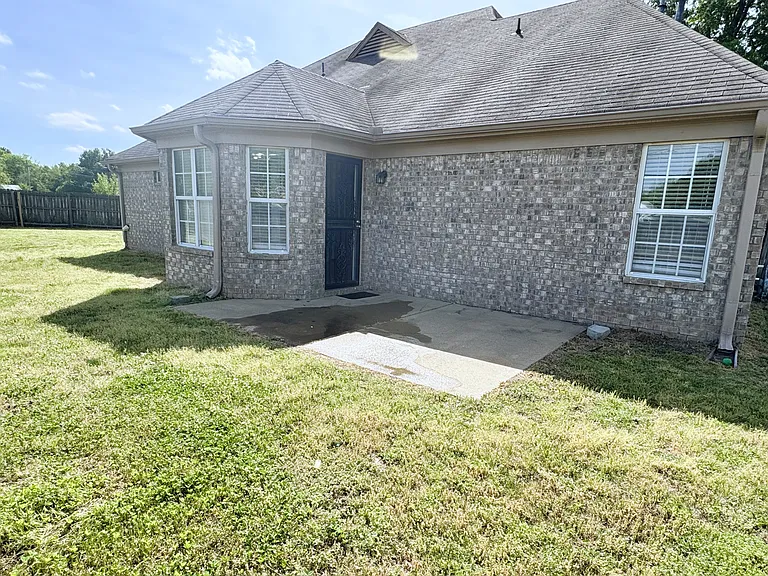 6098 Ravenwood Lake Dr E — Photo 17