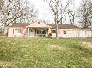 29 W Blossom Hill Rd, West Carrollton City, OH 45449