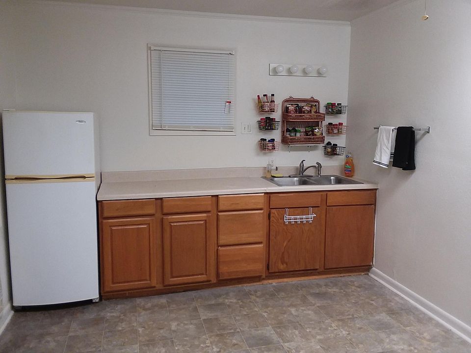 2nd image of 1203 Filhiol Ave
