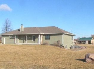 2214 SE 55th St, Topeka, KS 66609