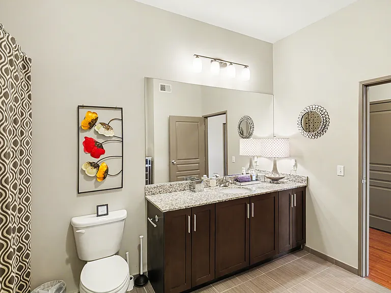 134 N Leroy St #308 — Photo 15