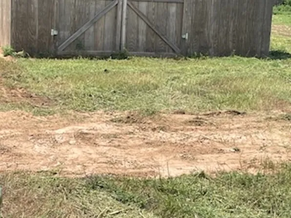 107 Avenue I #1, Ralls, TX 79357