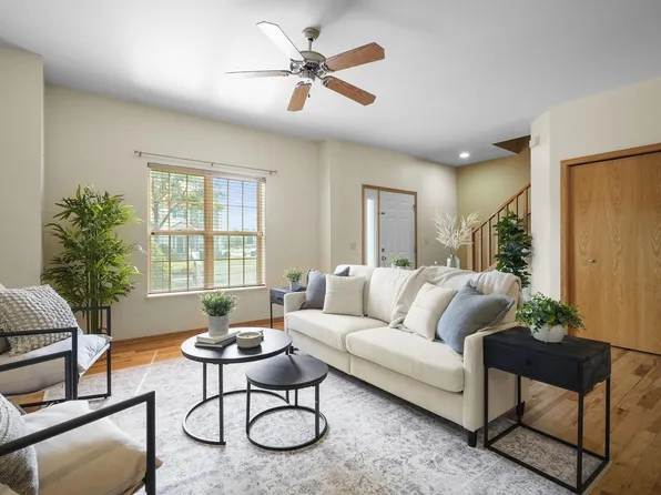 2524 Leopold Way, Sun Prairie, WI 53590