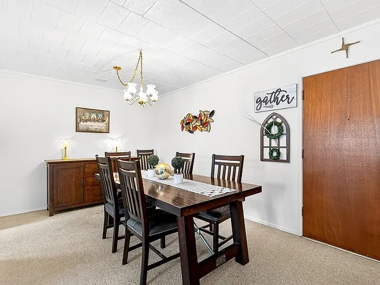 420 N Chestnut St #103 — Photo 3