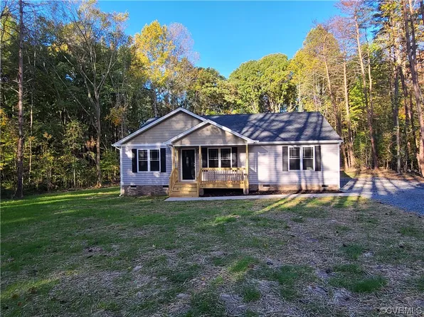 363 Hawkins Farm Rd, Bumpass, VA 23024