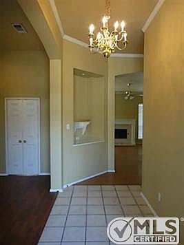 2nd image of 1914 Creekway Dr