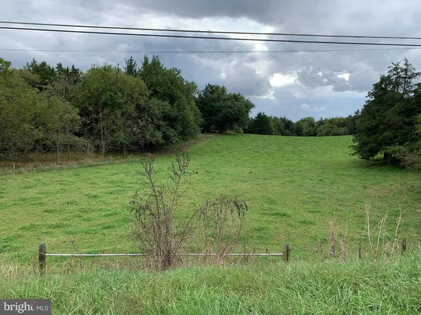 15811 Dellinger Rd, Williamsport, MD 21795