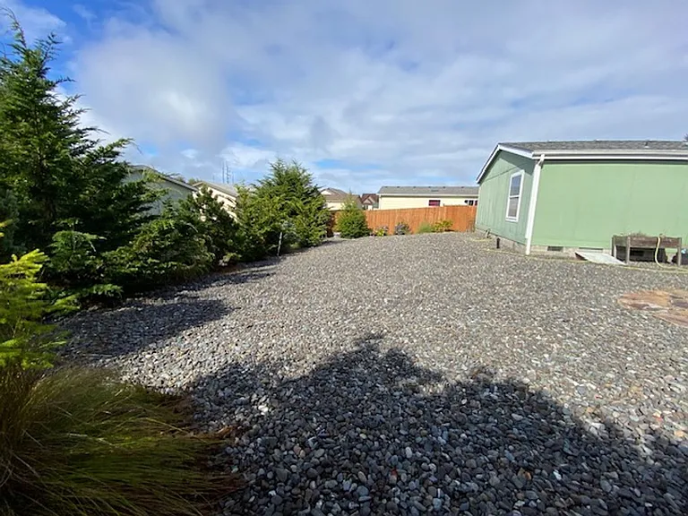 949 Blanco Ave — Photo 9