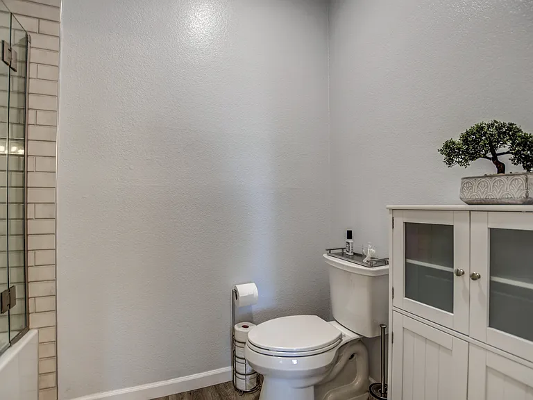 4525 N 22nd St #303 — Photo 29