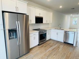 172 SW 171st Ln, Hollywood, FL 33027