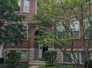 723 Prestwick Ln, Wheeling, IL 60090
