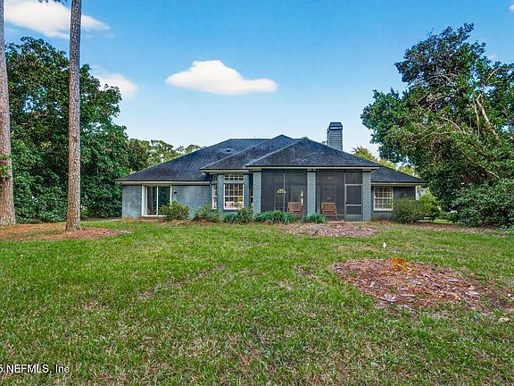 3rd image of 8713 AUTUMN GREEN Drive