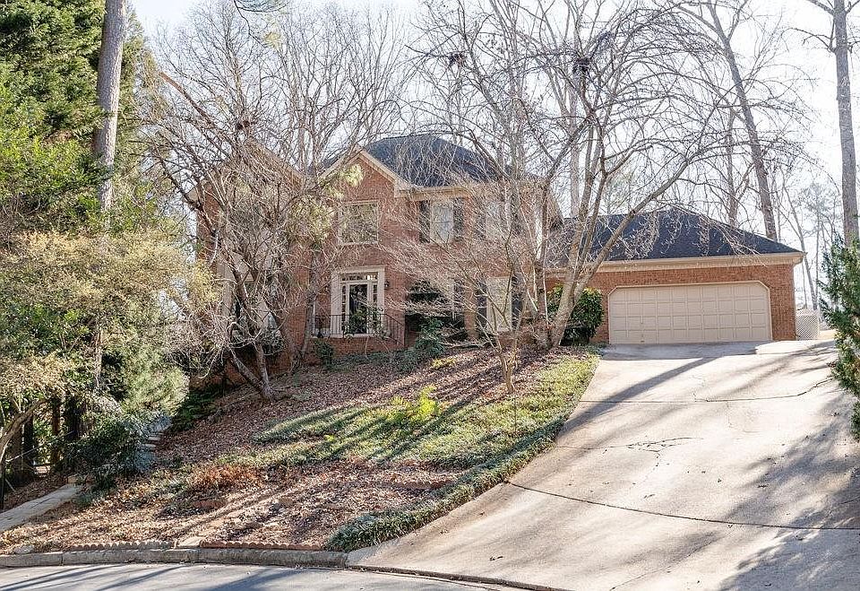 1st image of 10315 Crescent Ridge Dr