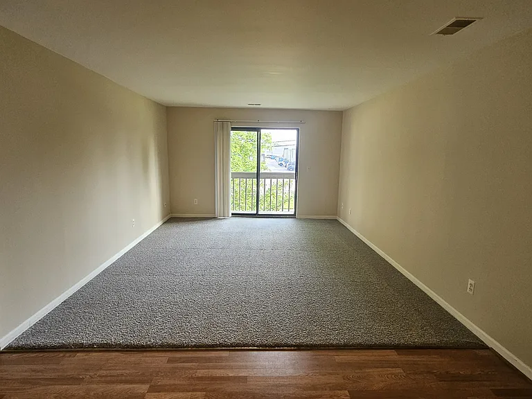 18440 E Forteen Mile Rd #5B — Photo 15