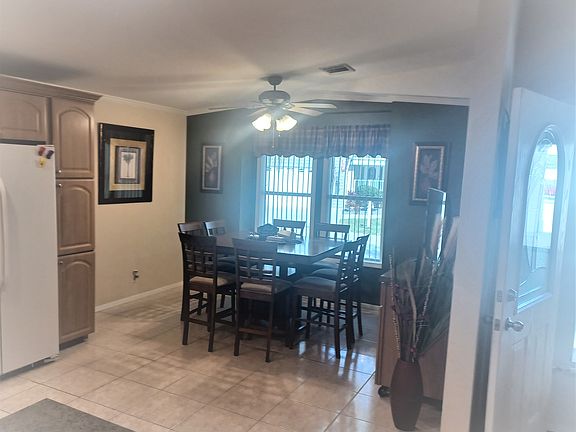 4th image of 9904 Killdeer Ln #1223