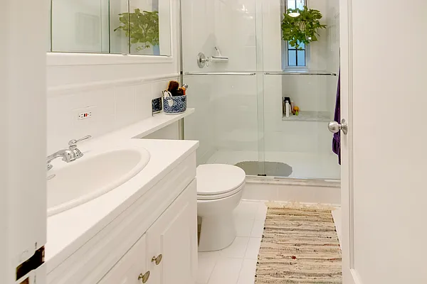 Rented by Compass | media 26