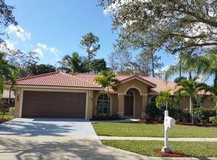 155 Kapok Cres, Royal Palm Beach, FL 33411