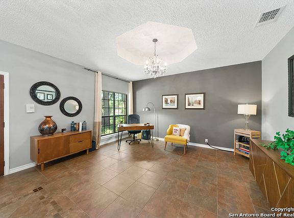 5th image of 11449 Paloma Dr
