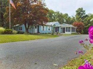 1539 Broad Rd, Wind Gap, PA 18091