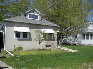 313 S 3rd St, Standard, IL 61363