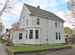 15 Maple St, Bangor, ME 04401
