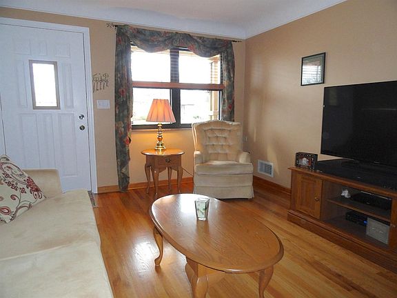 4th image of 3628 Sandralin Dr
