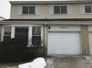 9073 W Oaks Ave, Des Plaines, IL 60016