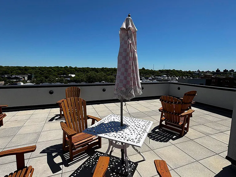 301 Covert St #4E — Photo 30