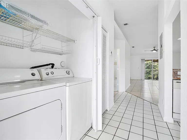 3562 NW 91st Ln #3562 — Photo 3