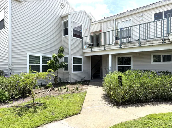2524 Woodgate Blvd APT 102, Orlando, FL 32822