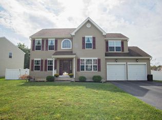 27 Savannah Dr, Barnegat, NJ 08005