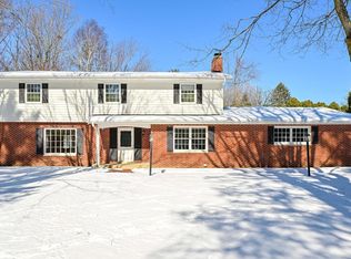 5314 Thornapple Ln, Cedarburg, WI 53012