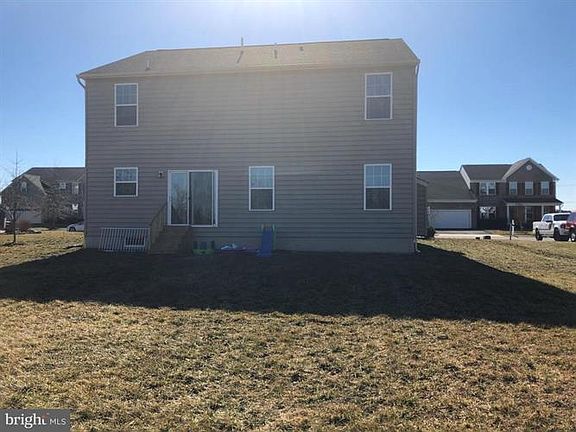 4th image of 1103 E Nutmeg Pl