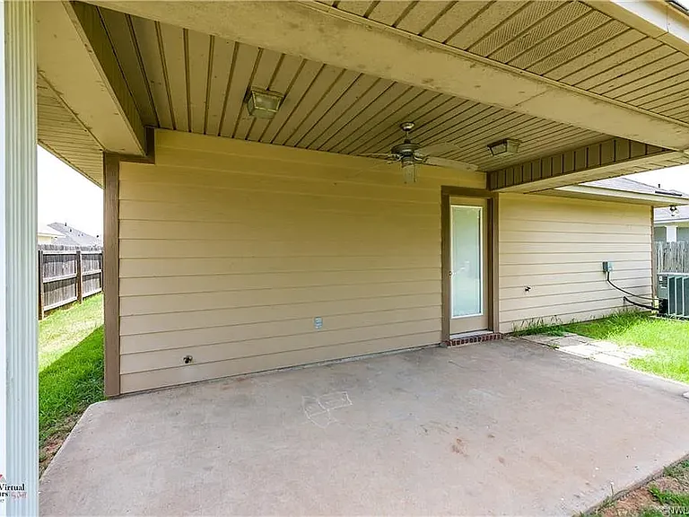 631 Whitefield Ln — Photo 23